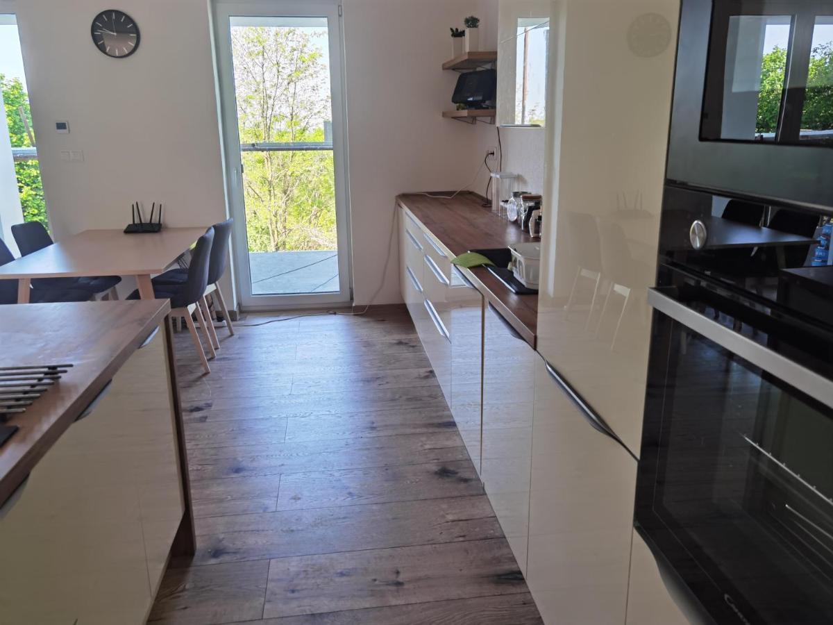 Sunset House Piestany Cervena Veza Apartamento Banka Exterior foto